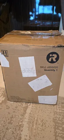 Roomba cleaning robot