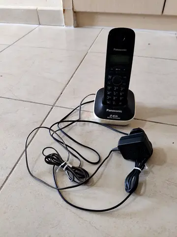 Panasonic Cordless Landline Phone with Charger - Good Working Condition