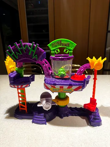 DC Joker Imaginext Playset