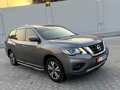 Nissan Pathfinder SV 2019 GCC Specs - Well Maintained Family SUV