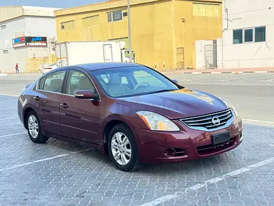 Nissan Altima SV 2011 Full option