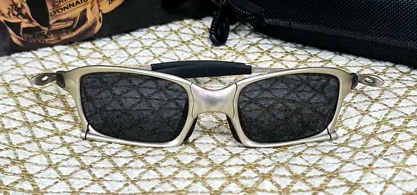 Sunglass Oakley Square X-Metal Sliver Frame w/ Black Iridium Polarized Lens