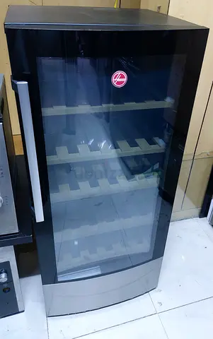 Hoover glass-door wine/beverage cooler - good condition