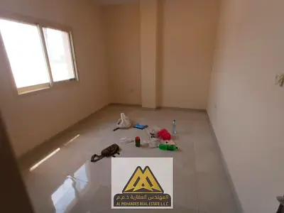 شقة غرفتين وصالة للإيجار في الجرف 2 عجمان  سنويًا على 4 أو 6 دفعات مع شهر مجاني للإيجار السنوي في عجمان منطقة الجرف 2 غرفتين وصالة صالة منفصلة بلكونة
