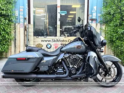 2022 HARLEY STREET GLIDE Cusom Gray