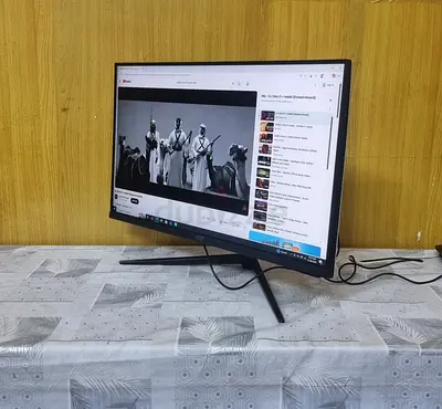 dhp 24-inch AIO Corei7 10th generation 8gb ram 256ssd, 4gb GPU.