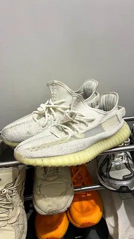 White Yeezy Boost 350 V2 sneakers - used, size 44