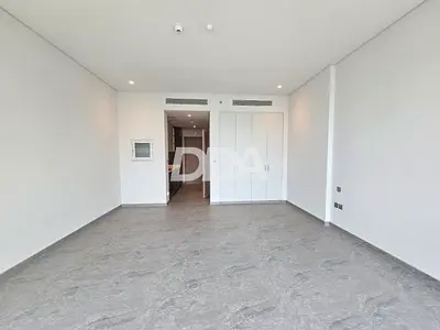 HIGH FLOOR | LUXURY STUDIO | SKYLINE VIEW
