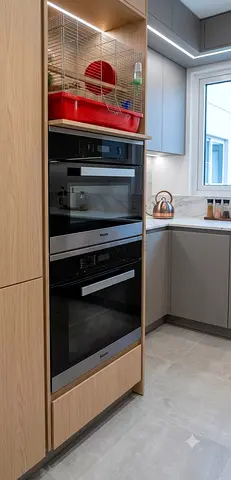Miele Built-In Stainless Steel Electric Oven & Microwave Oven Set – Premium German Appliances