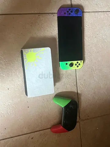 Nintendo switch Oled splatoon special edition with pro controller