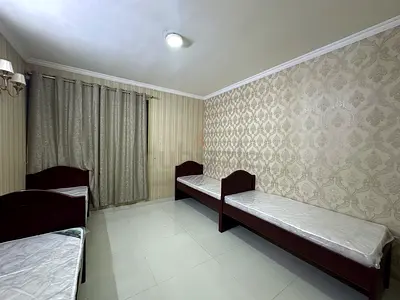 Exicutive gents beds spaces for Indians available in Karama near metro station