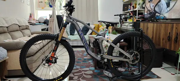 Canyon Strive 2018 AL Enduro MTB