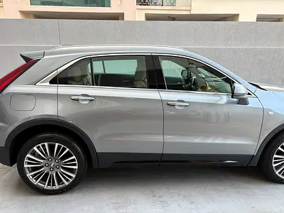 2024 Cadillac XT4 照片 2