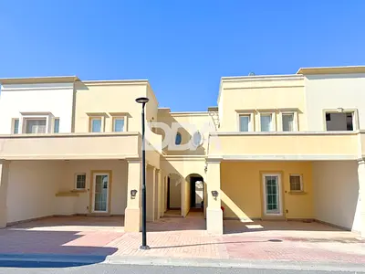 GENEROUS 2BR | TOWNHOUSE | MODERN FAMILY LIVING