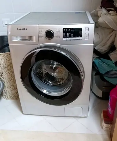 Samsung Front Load Washing Machine - Good Working Condition