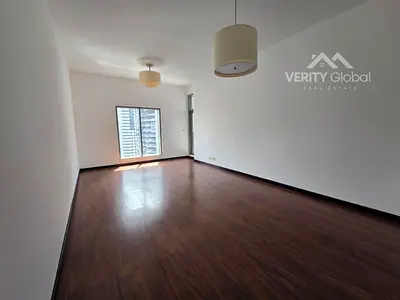 1BR Apartment | Green Lakes 1 | Downtown City View | Unfurnished