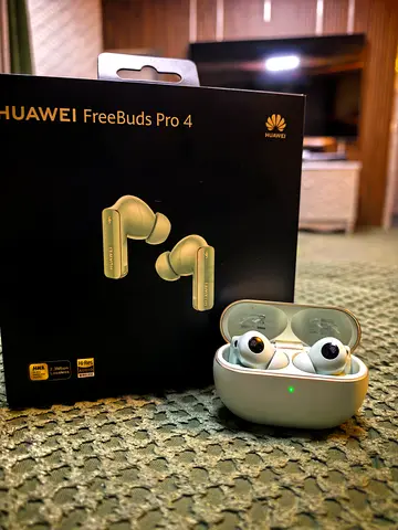Huawei FreeBuds Pro 4 - Mint Green (Like New) with Case