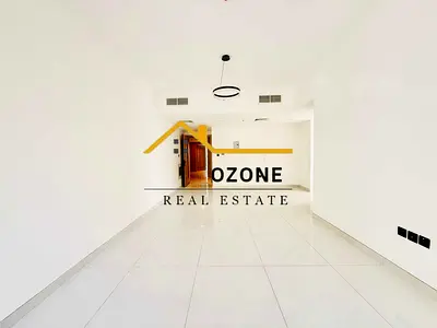Luxurious brand new 2bedroom apartment specious layout balcony