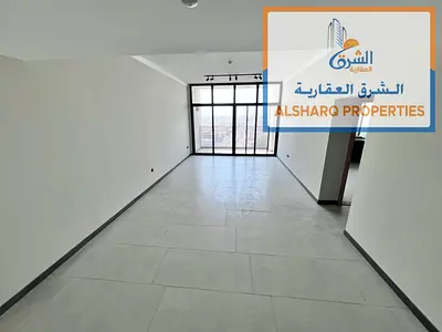 First occupant, Al Jurf 2: Master bedroom, maid's room, 4 bathrooms, 2 balconies, built-in wardrobe