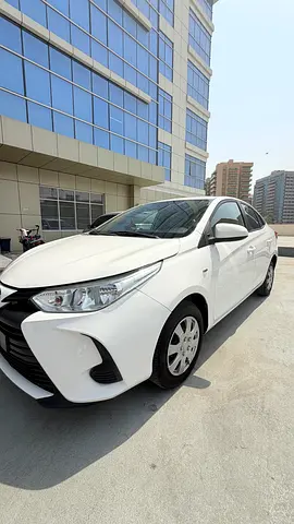 2022 Toyota YARIS — фото 2