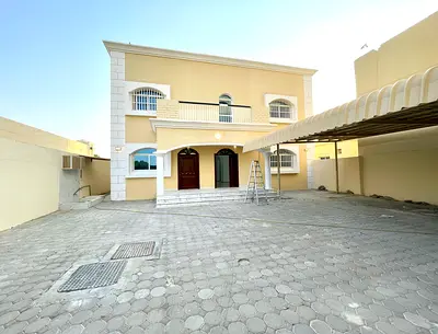 Tawtheeq Contract, Spacious 5 Bedrooms Vila For Rent in Al Shamkha