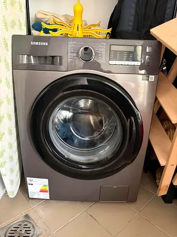 Samsung Washing machine 8kg latest model excellent condition