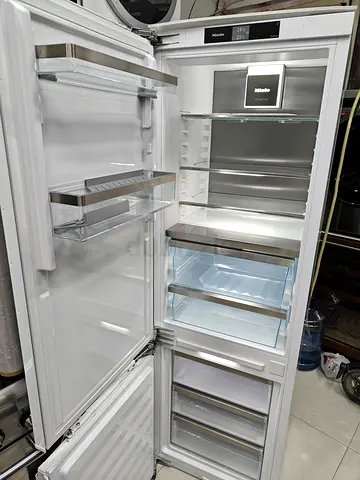 Miele built-in 7 series Fridge Freezer