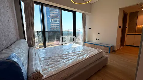 BRIGHT STUDIO LAYOUT | HIGH ROI | FULLY FURNISHED
