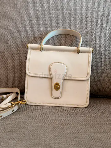 Coach Willis cream structured leather crossbody bag with gold hardware