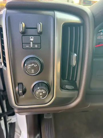 2017 Chevrolet SILVERADO 1500 — фото 12