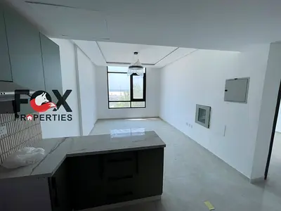 For those who love a distinctive sea view: a premium one-bedroom apartment with a living room, located on the Corniche. It features super-deluxe finis