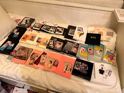 BTS KPOP ALBUM LOT - ALL PC’S + POSTERS INCLUDED