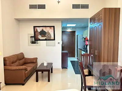 High-Floor Studio | Furnished | Golf & Skyline View