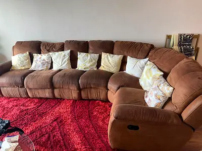 Large Brown L-shaped Recliner Sofa - Comfortable Family Size