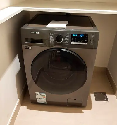 Samsung Front Load Washing dryer 8/6KG Machine like New