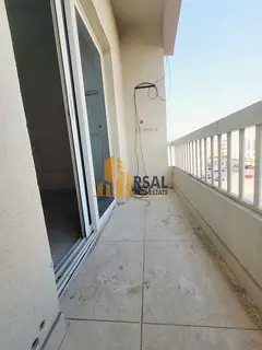 1 Bedroom Hall with balcony// on road building// prime location