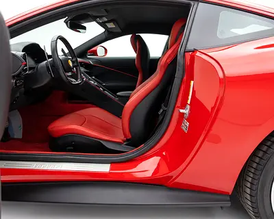 2021 Ferrari ROMA 照片 8