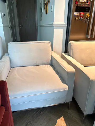 2 Arm chairs