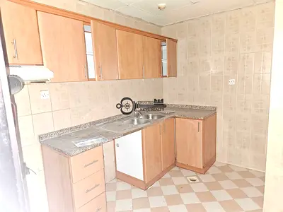 Dubai Sharjah Border 1,Bhk Flat Available With 1,Bathroom Near To Dubai Bus Stop F21 F22 F23 F24 And Rent 28K