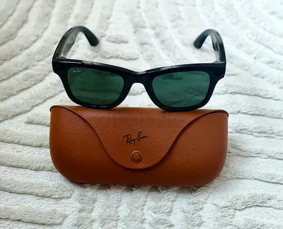 RAYBAN META SUN GLASSES GEN 2 GREAT CONDITION