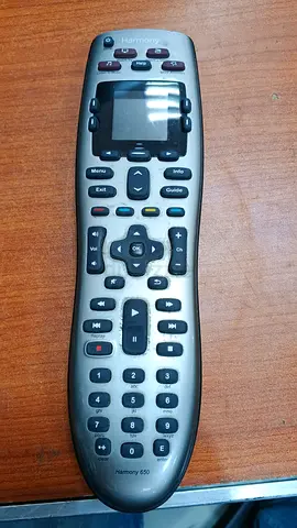 Harmony 665 Advanced Remote Control, Works with 270,000+ Devices Including TV, Apple TV®, Roku®