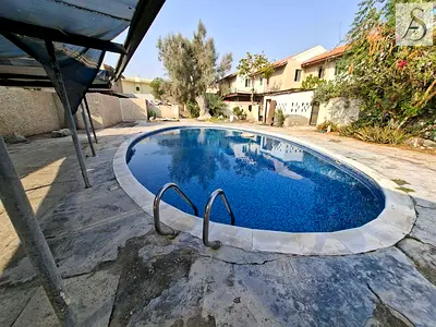 Swimming pool/ Spacious 3 bedroom hall double story villa with 2 parking area/ lawn area