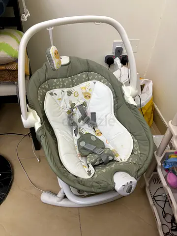 Baby electric swing rocker with harness - not used