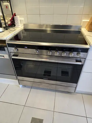 Premium Model Siemens iQ700 Electric Ceramic Cooker