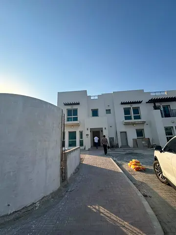 Furnished 5BR Villa | Private Garden | Marina & Street Views
