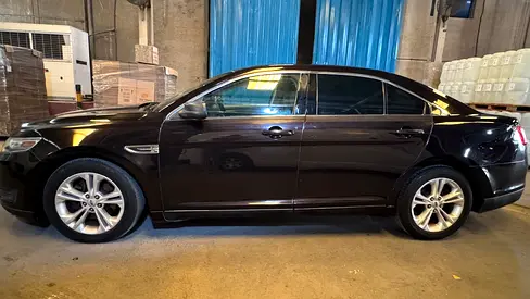 2014 FORD TAURUS photo 4
