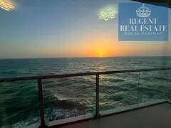 Ocean View l Highly Upgraded 2 Beds Apartment