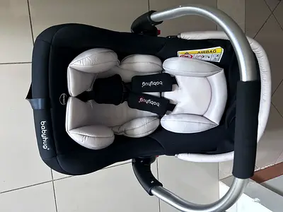 Babyhug Car Seat and Carry Cot with rocking base
