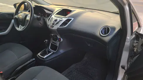 2012 FORD FIESTA 照片 12