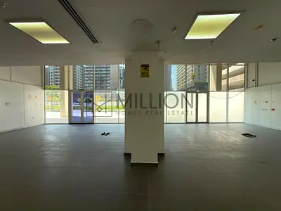 Spacious Shop | Prime Location | Vacant
